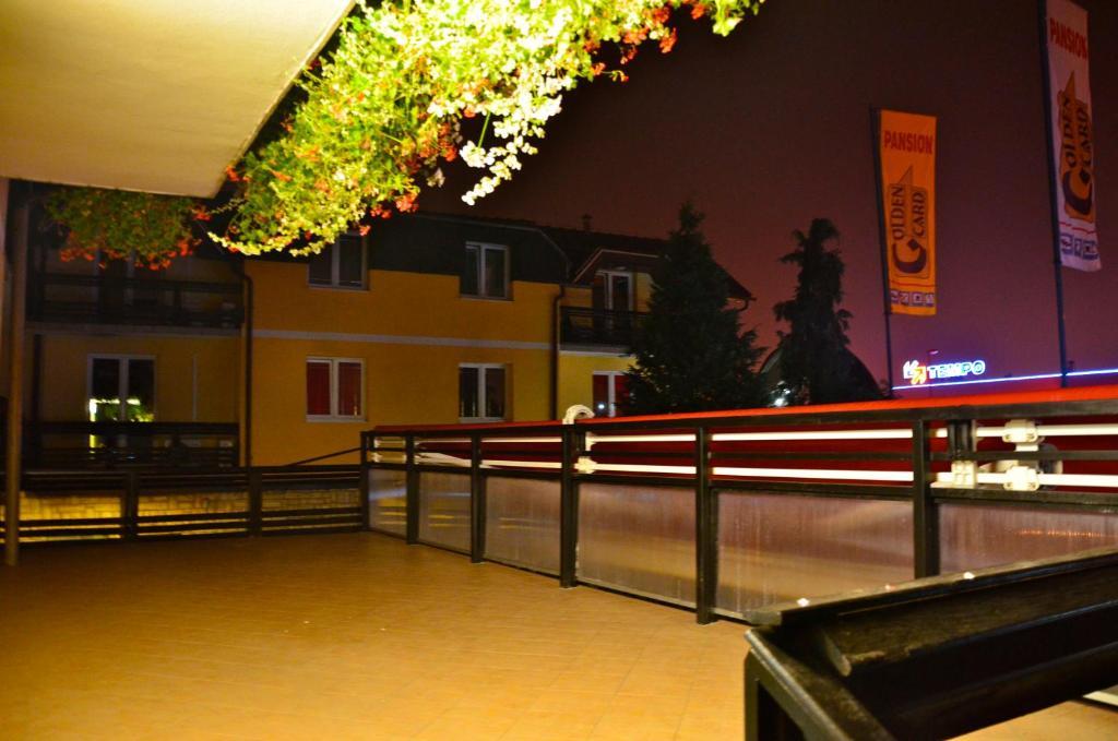 Golden Card Motel Баня-Лука Экстерьер фото
